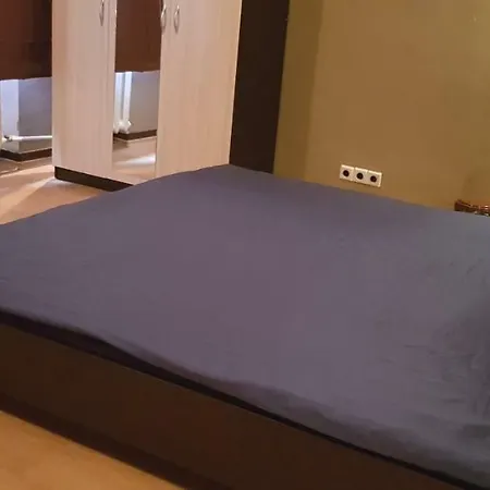 Vintage Private In The Heart Of The Downtown